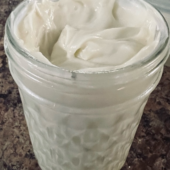 COPY - Toasted coconut body butter 8oz jar - Picture 2 of 2